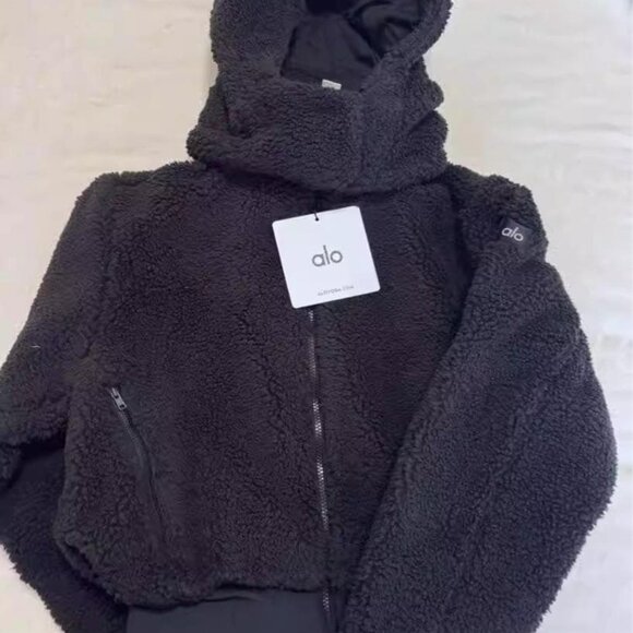 Alo Yoga Foxy Sherpa Jacket Black - Picture 3 of 7